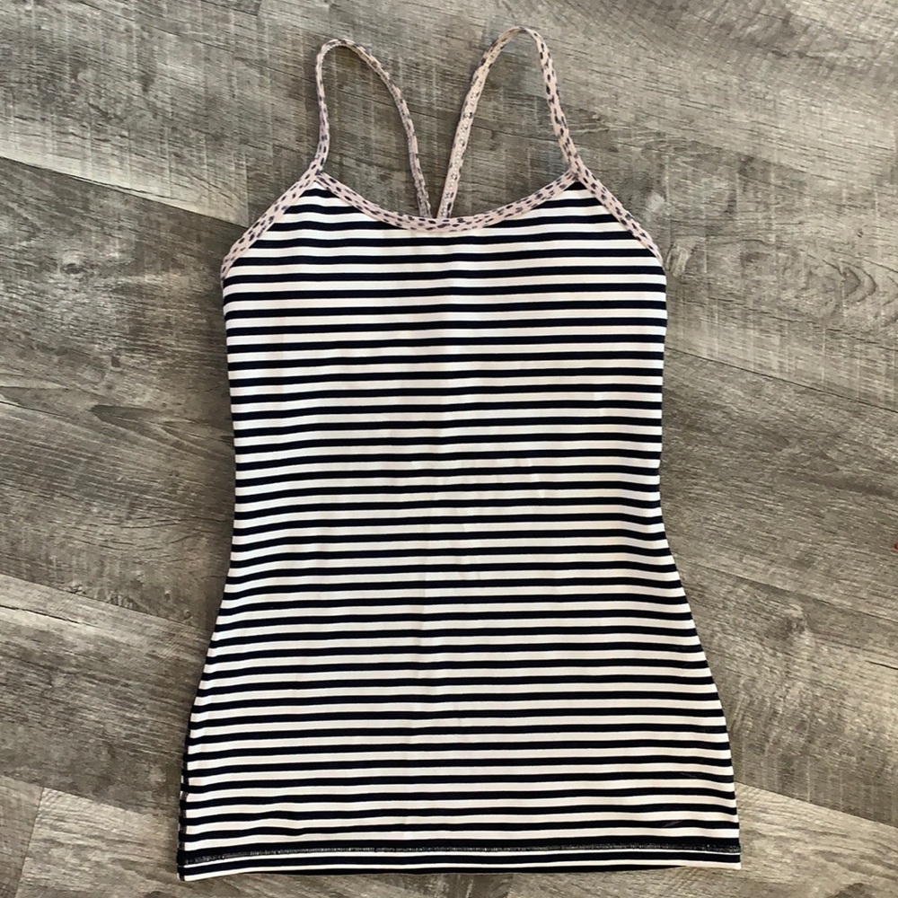 Lulu Lemon Power Y Tank 4